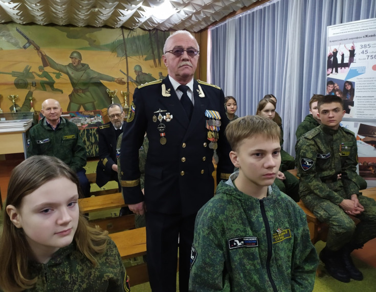 Офицеры России в музее Боевой Славы.